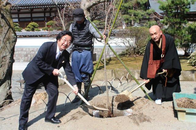 鎌倉朝日新聞社