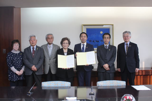 鎌倉朝日新聞社