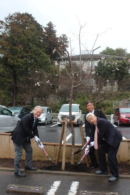 鎌倉朝日新聞社