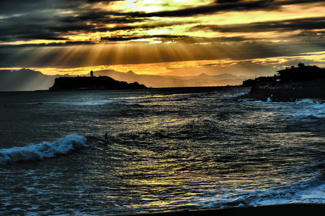 鎌倉朝日新聞社