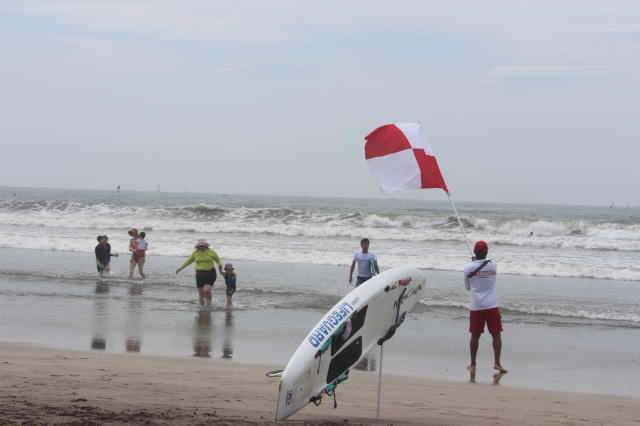 鎌倉朝日新聞社