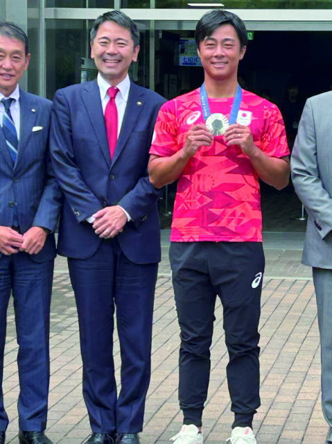 鎌倉朝日新聞社