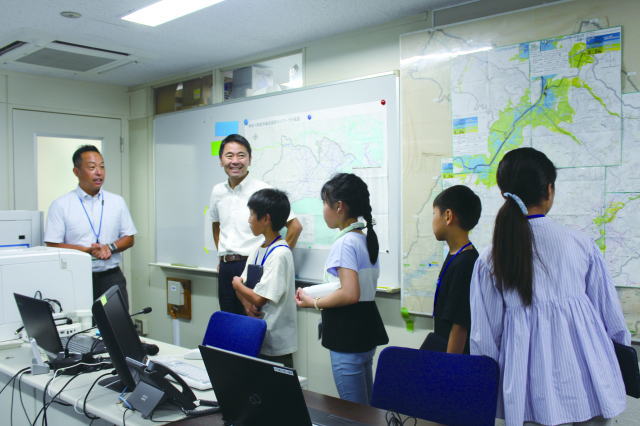 鎌倉朝日新聞社